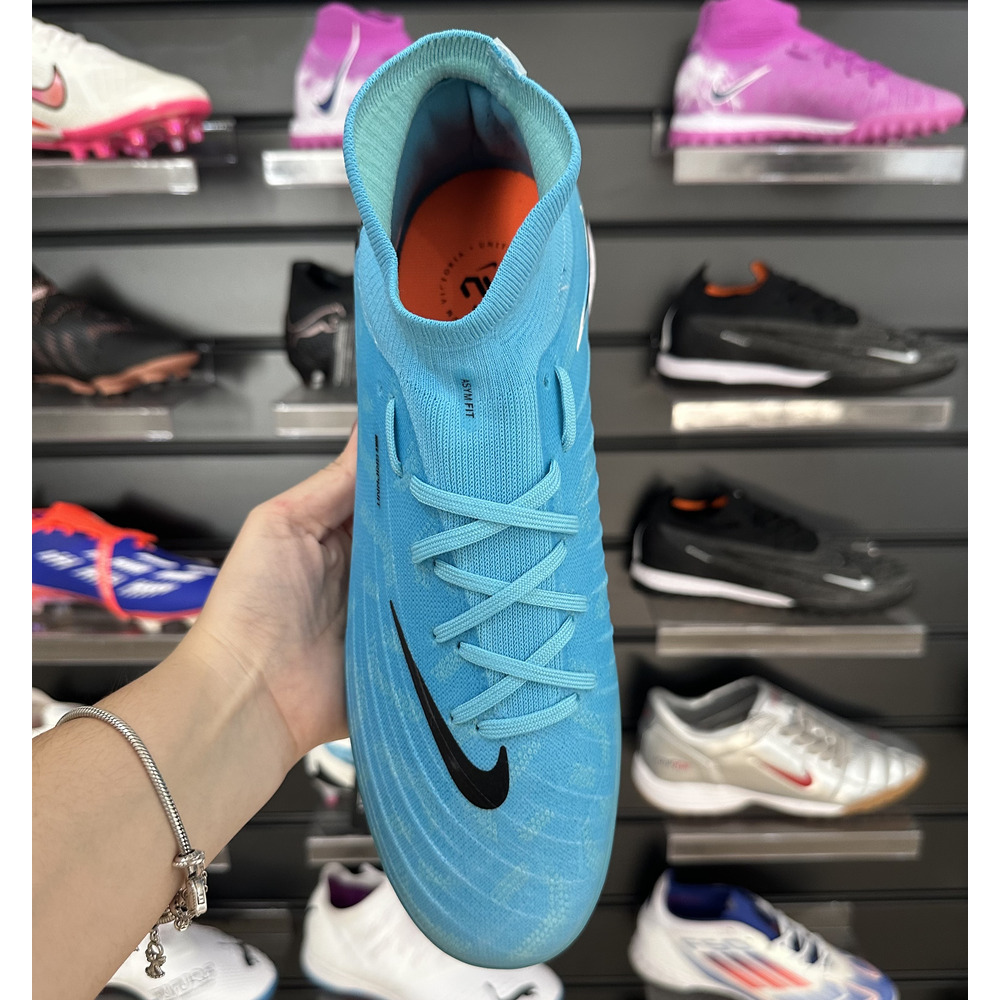 Chuteira Society Nike Phantom Luna 
