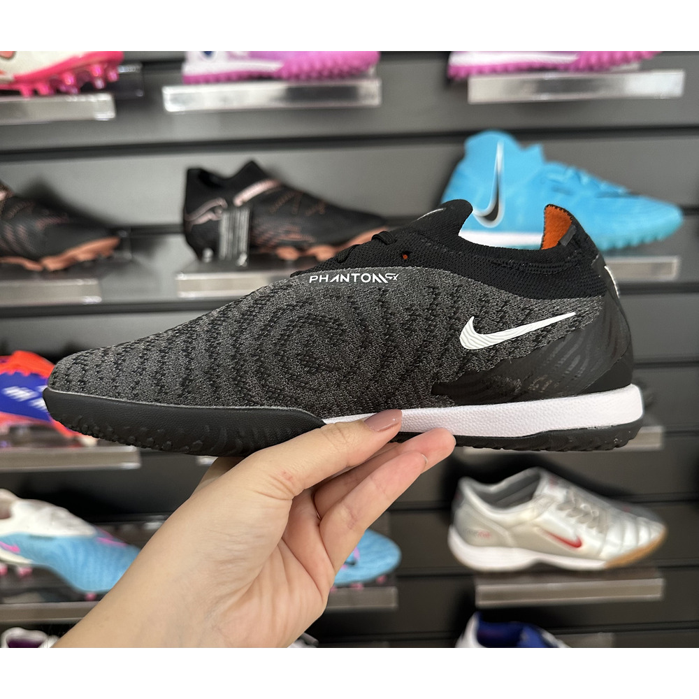 Chuteira Futsal Nike Phantom GX 