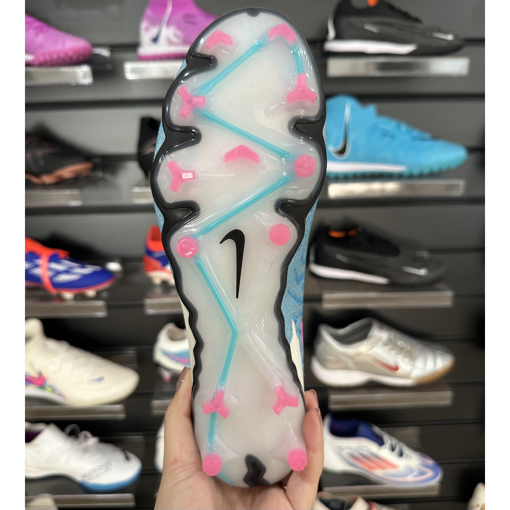 Chuteira Campo Nike Phantom GX FG