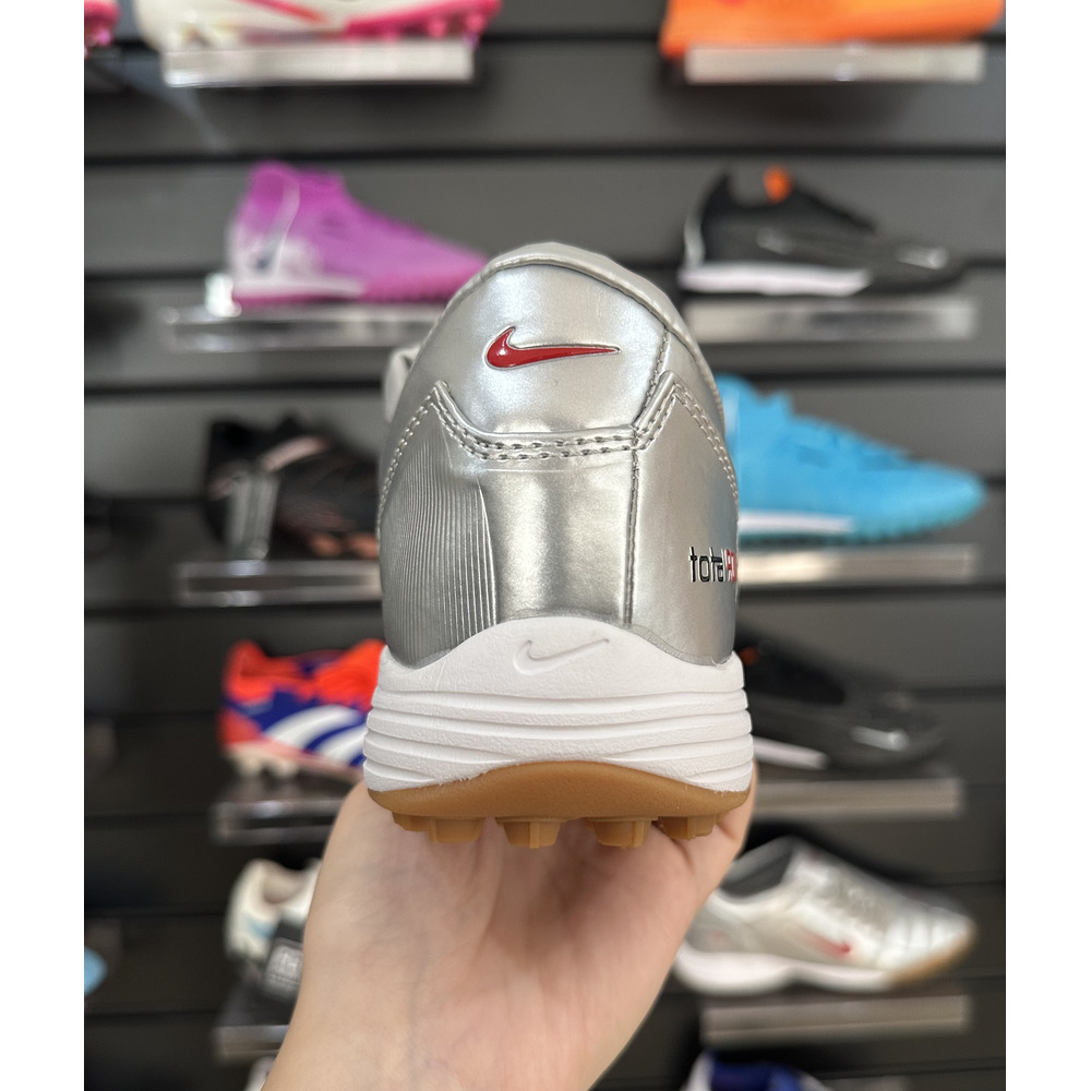 Chuteira Society Nike Total 90 