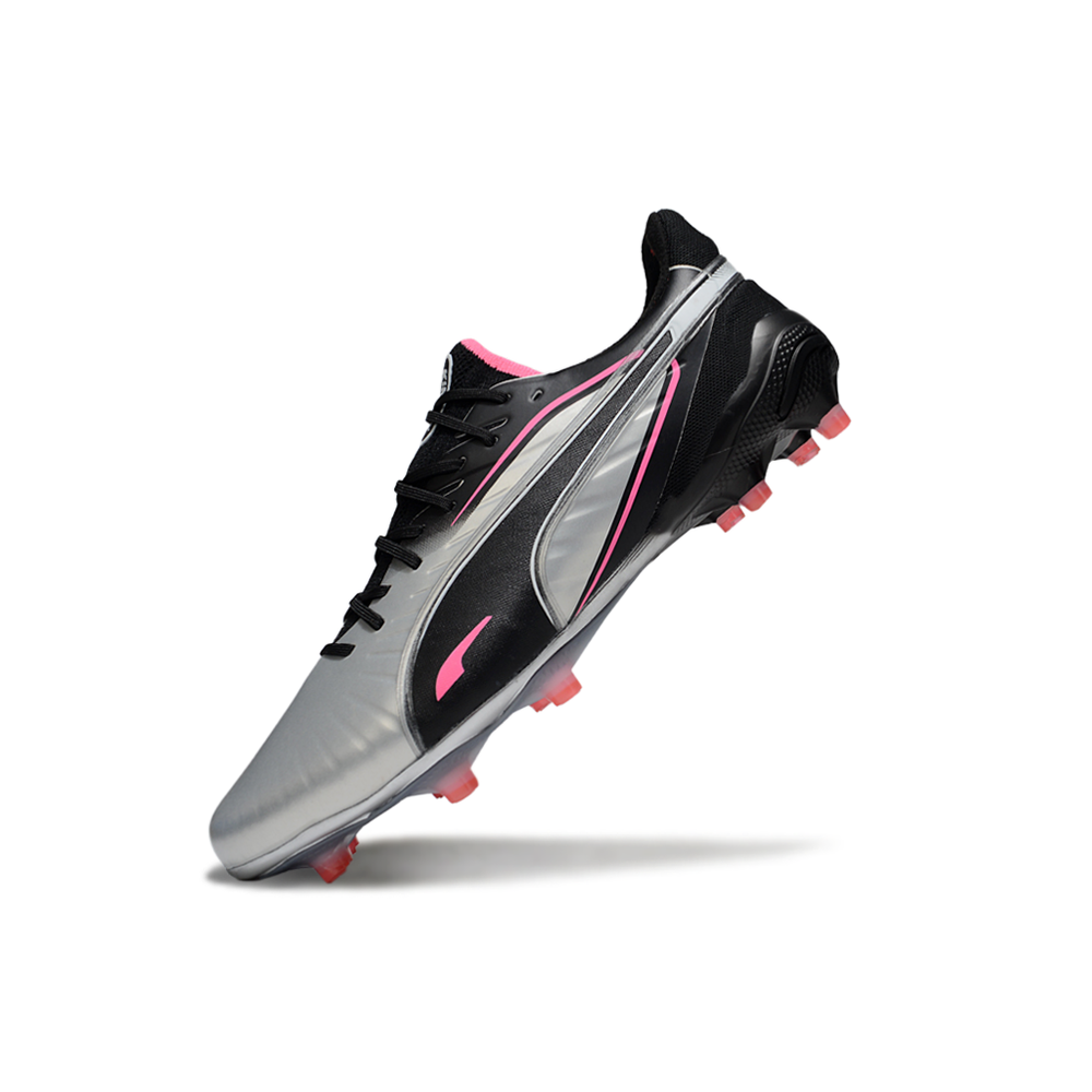 Chuteira Campo Puma King Ultimate FG Audacity Prata, Preto e Rosa