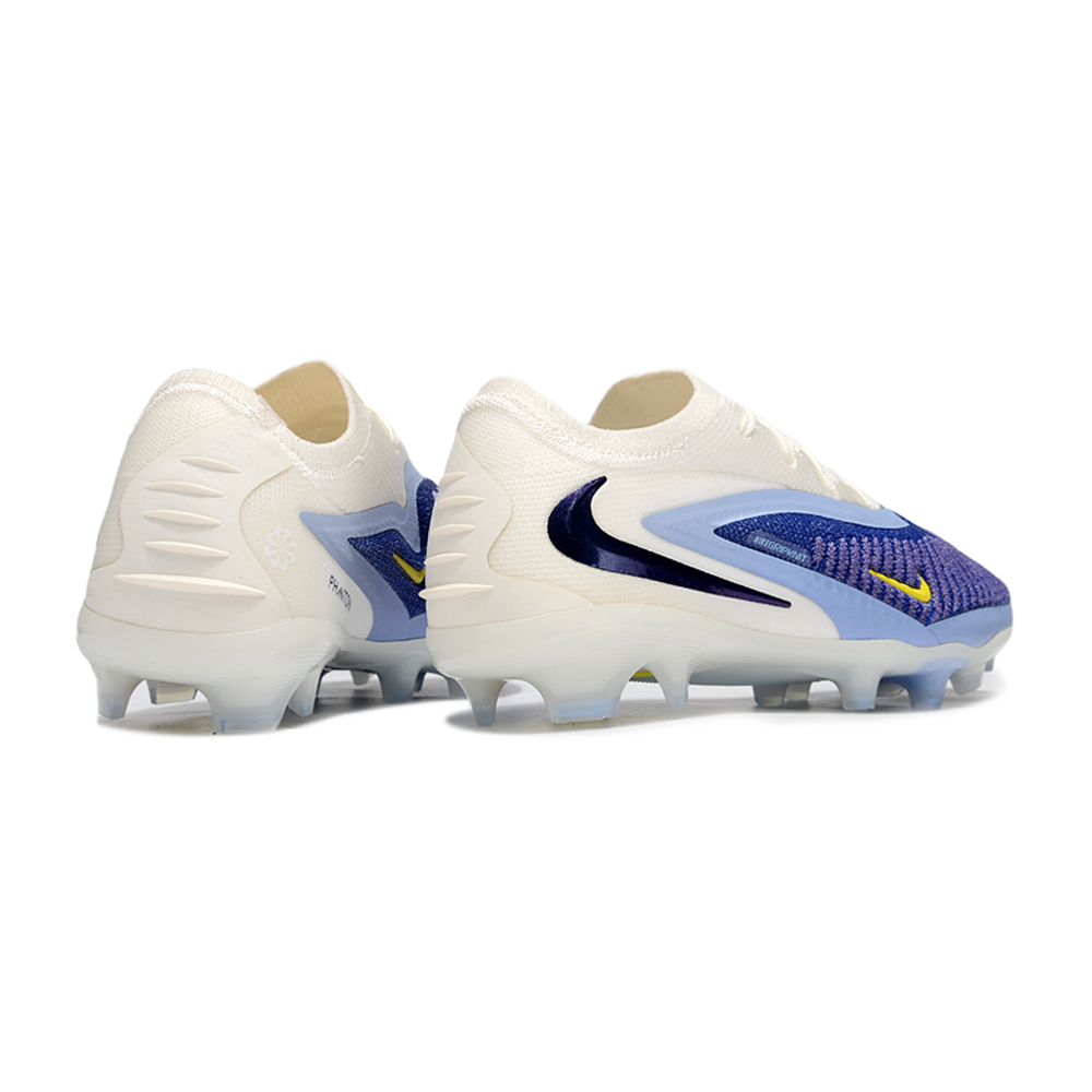 Chuteira Campo Nike Phantom GX 3 Elite FG ''Fear Nothing'' Branco, Azul e Amarelo