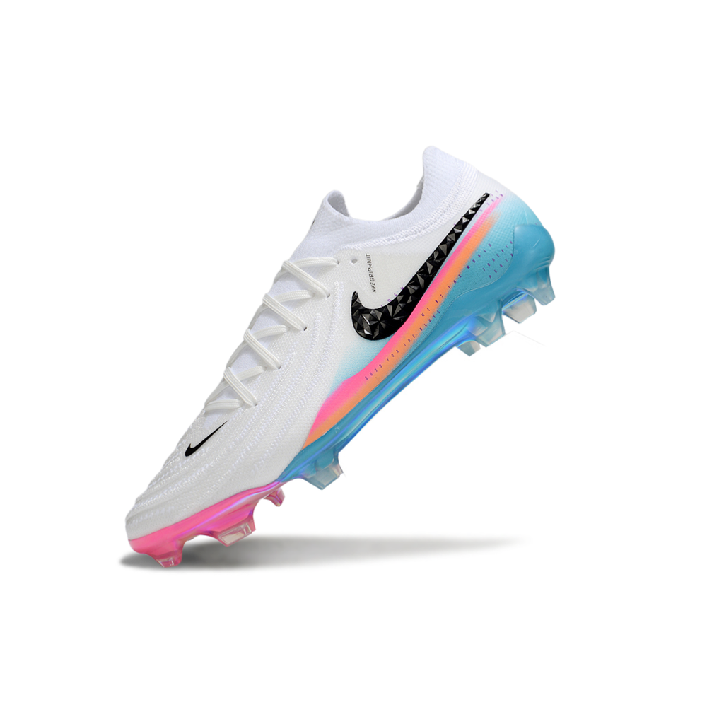 Chuteira Campo Nike Phantom GX 2 Elite FG Branco, Azul e Rosa