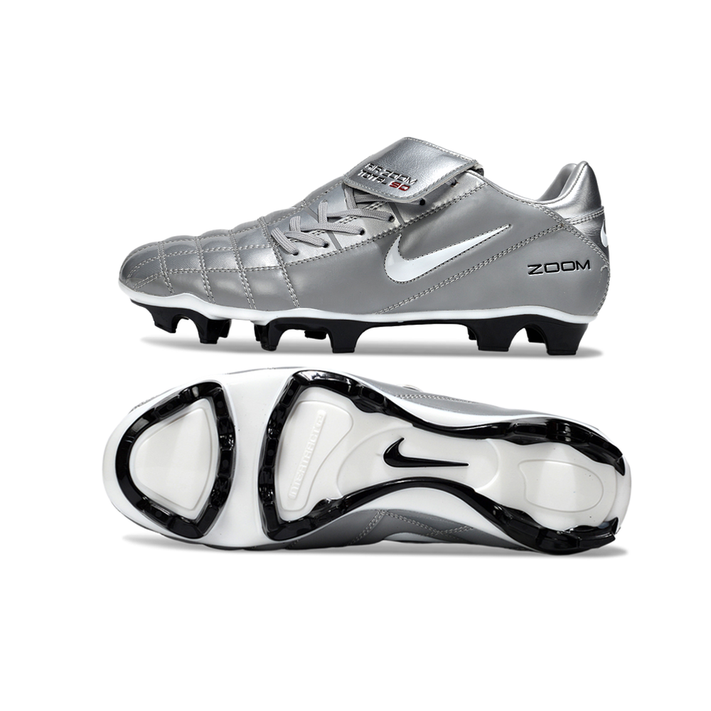 Chuteira Campo Nike Total 90 FG Prata, Preto e Branco