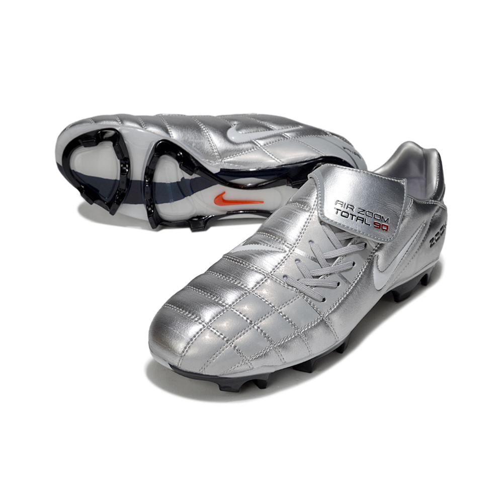Chuteira Campo Nike Total 90 FG Prata, Branco, Vermelho e Preto