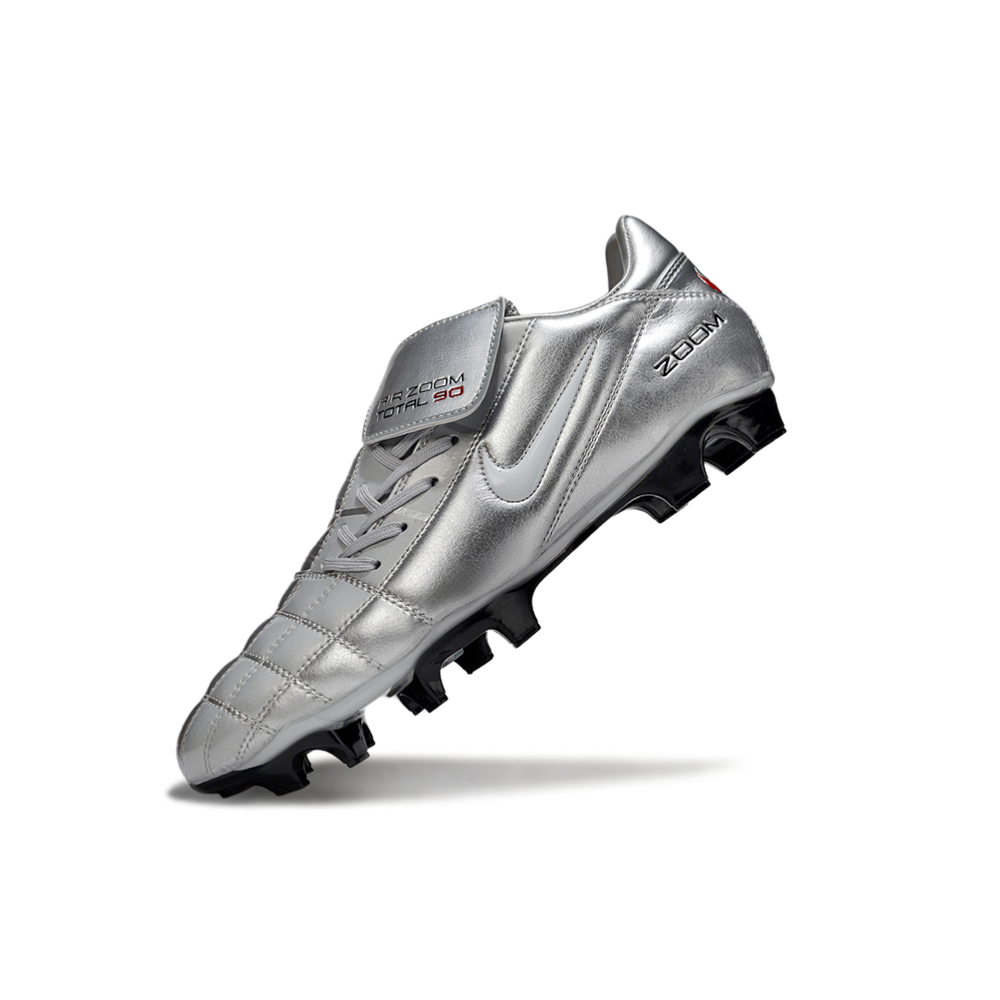 Chuteira Campo Nike Total 90 FG Prata, Branco, Vermelho e Preto