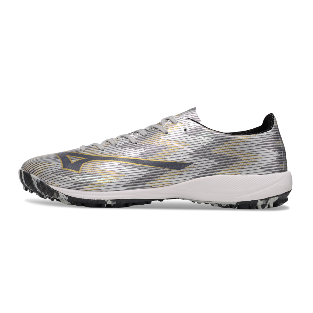 Chuteira Society Mizuno Alpha TF ''Platinum'' Prata