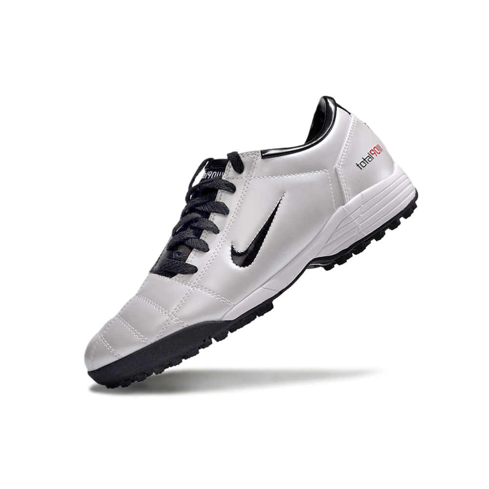 Chuteira Society Nike Total 90 TF Branco e Preto