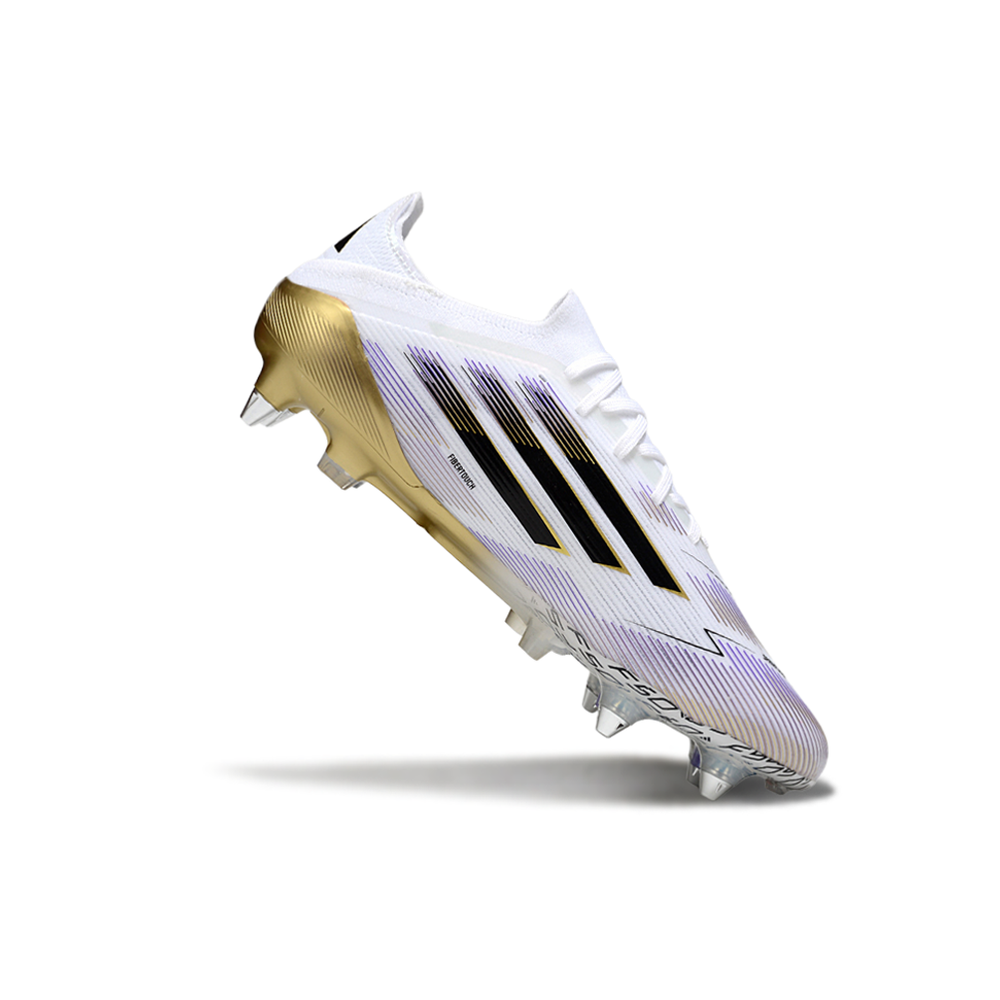 Chuteira Campo Adidas F50 Ponta de Aluminio Branco, Dourado e Roxo