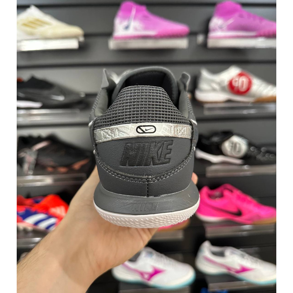 Chuteira Futsal Nike StreetGato IC Cinza