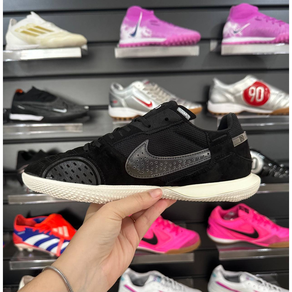 Chuteira Futsal Nike StreetGato IC Preta e Branca - Pronta Entrega