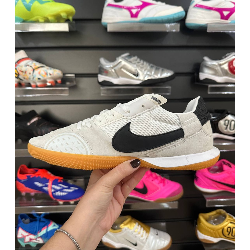 Chuteira Futsal Nike StreetGato Bege, Branca e Preta - Pronta Entrega