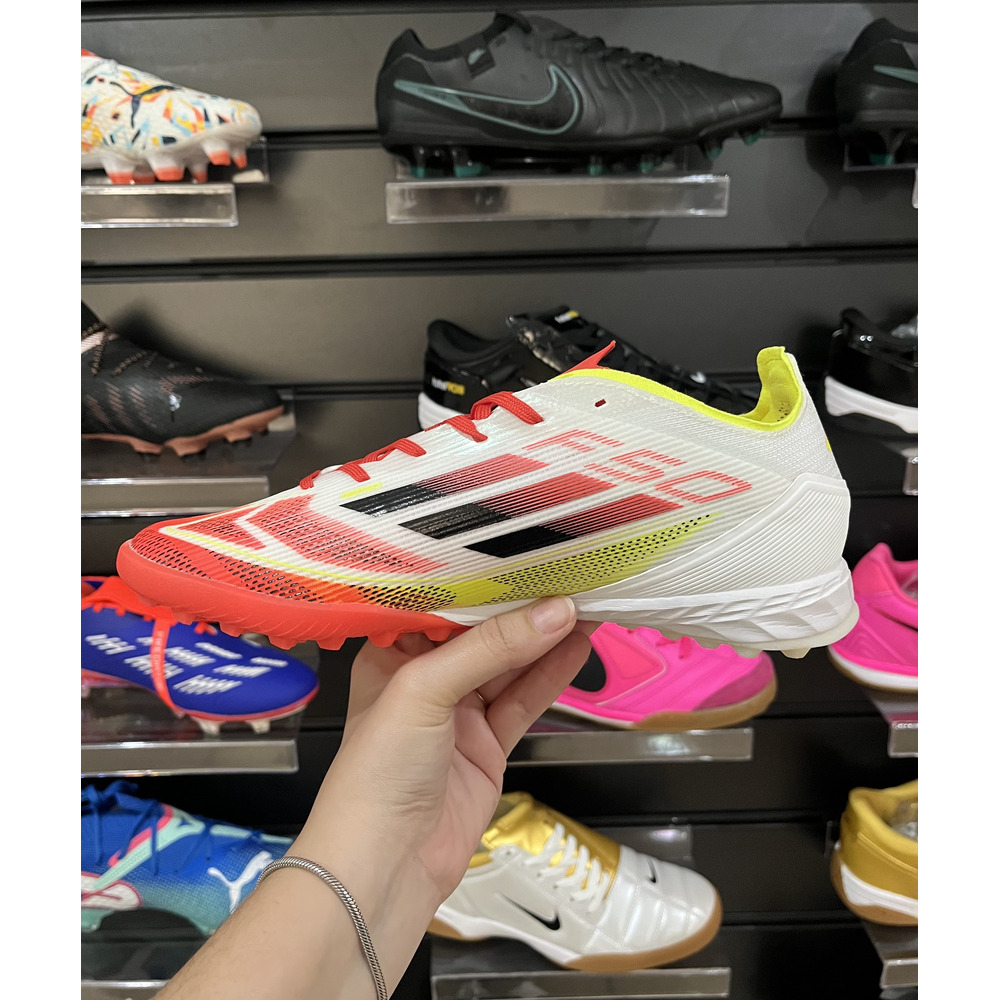 Chuteira Society Adidas F50 Elite TF Branca e Vermelho - Pronta Entrega