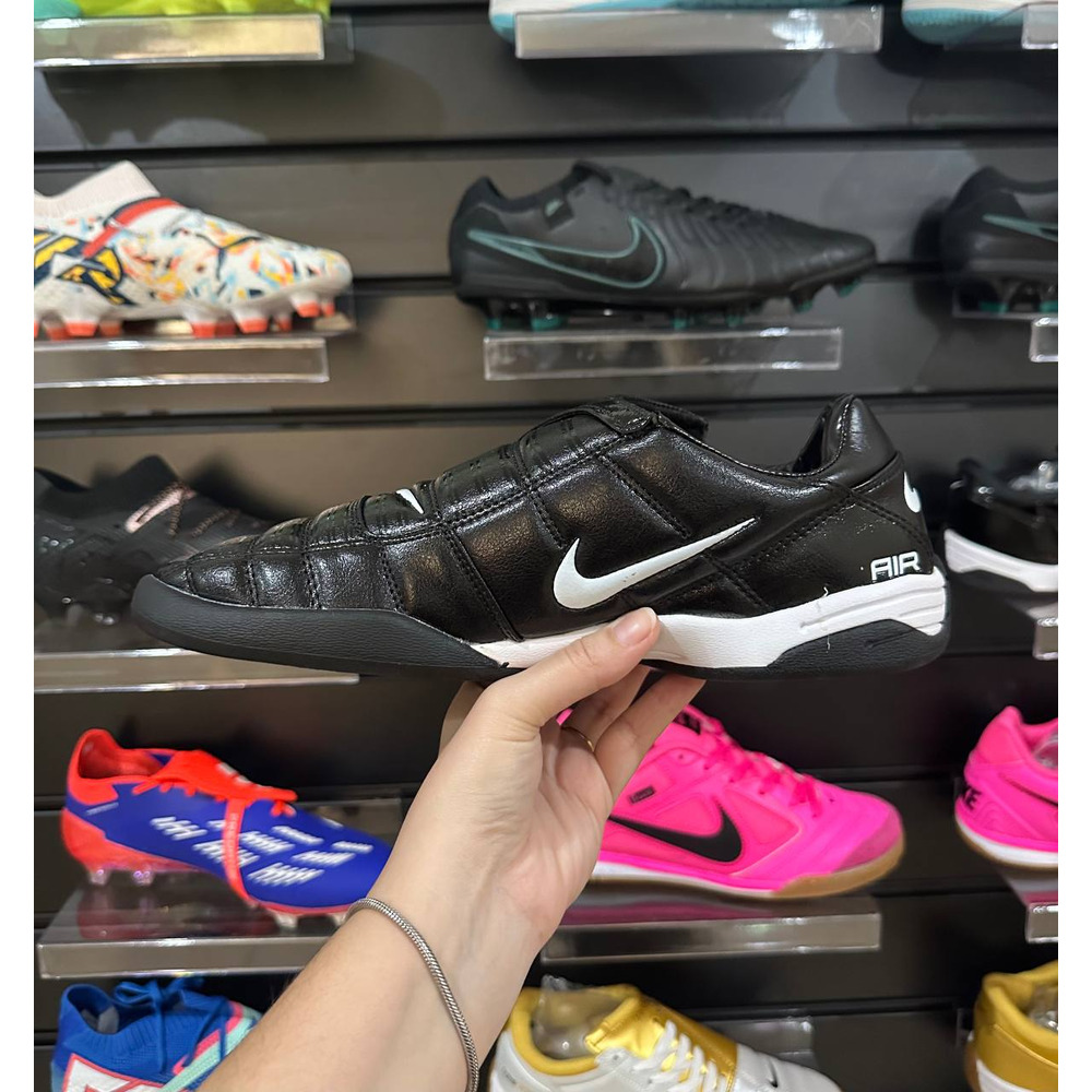 Chuteira Futsal Nike Total 90 IC Preta e Branca c/Língua - Pronta Entrega