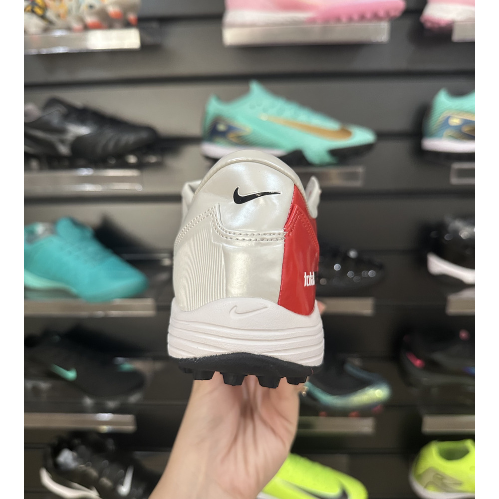 Chuteira Society Nike Total 90 TF Vermelha e Branco - Pronta Entrega