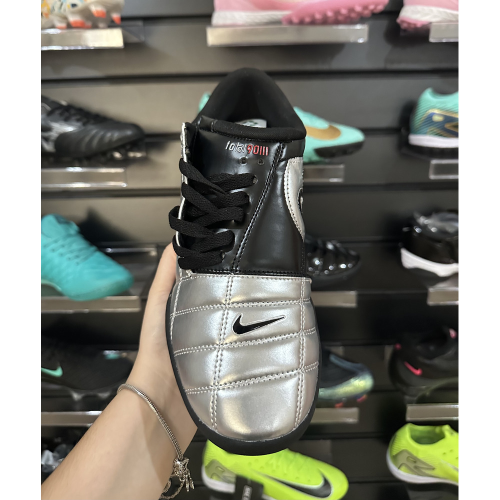 Chuteira Futsal Nike Total 90 IC Prata e Preto - Pronta Entrega