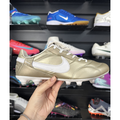 Chuteira Campo Nike Premier 3 FG Dourada e Branca - Pronta Entrega