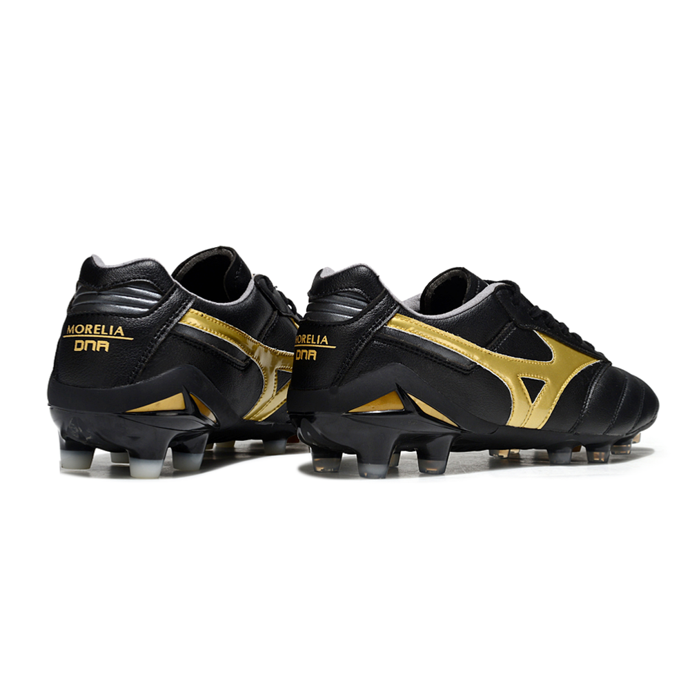 Chuteira Campo Mizuno Morelia DNA FG Preta e Dourada "Aurum Pack"