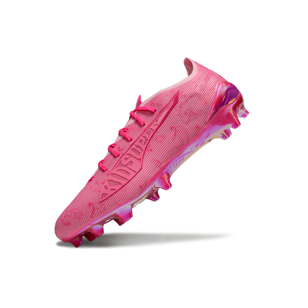 Chuteira Campo Puma Ultra 5 Ultimate FG Rosa "KidSuper"