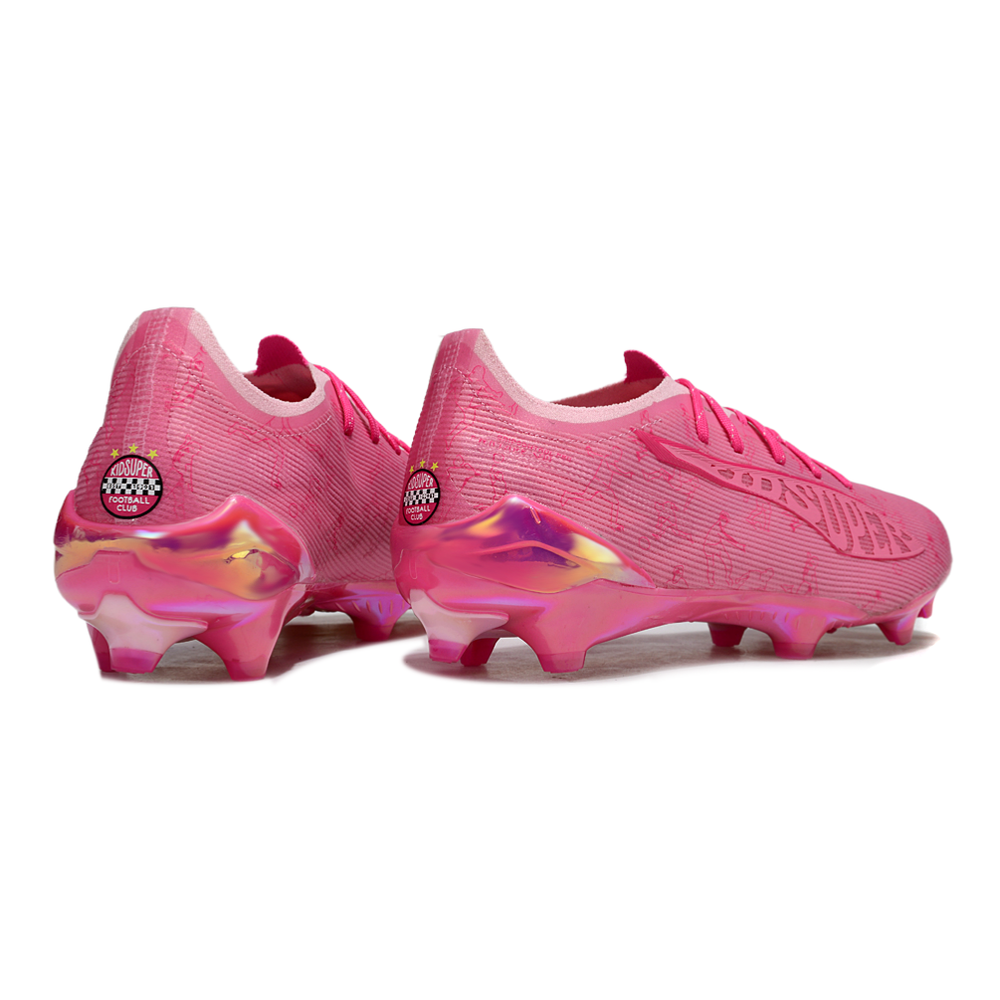 Chuteira Campo Puma Ultra 5 Ultimate FG Rosa "KidSuper"