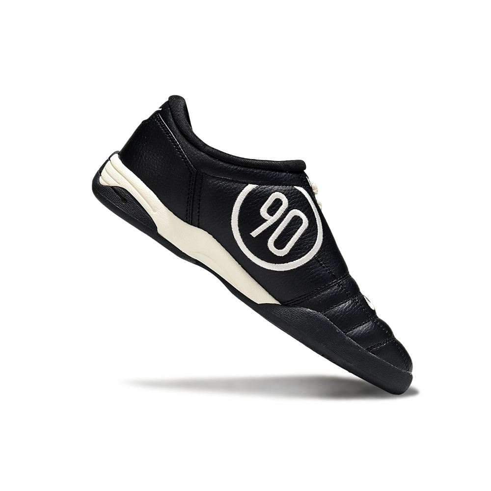 Chuteira Futsal Nike Total 90 IC Preto e Bege 