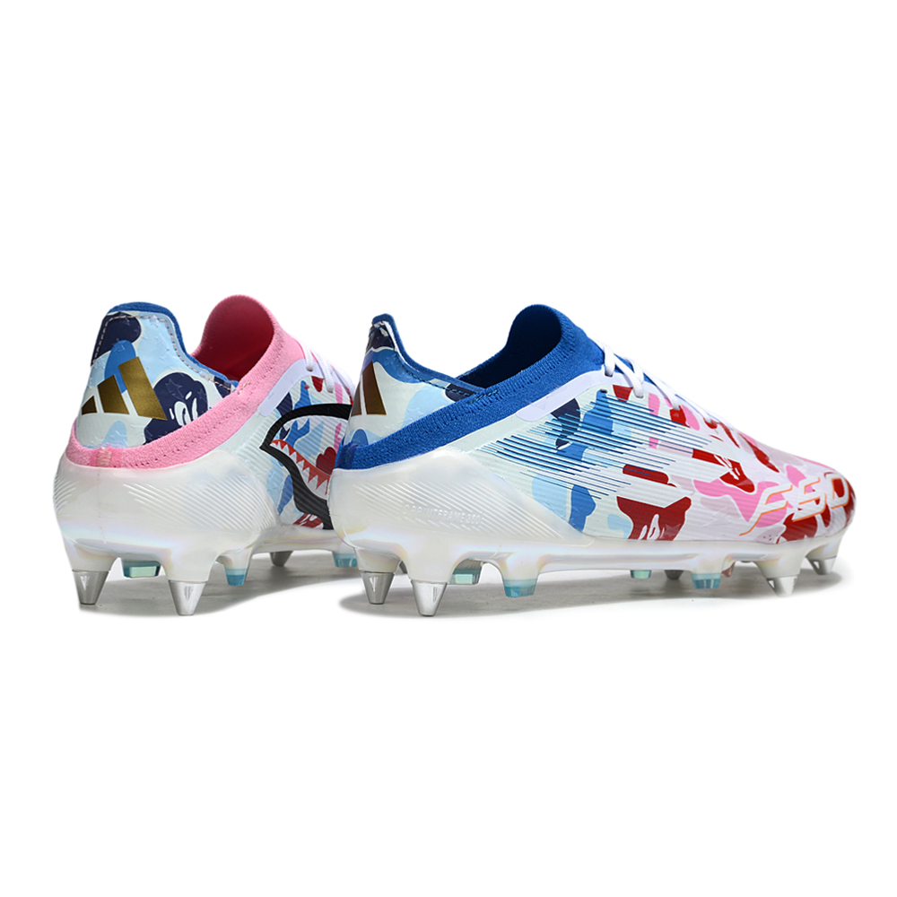 Chuteira Campo Adidas F50 Ponta de Aluminio Branco, Rosa, Azul e Vermelho