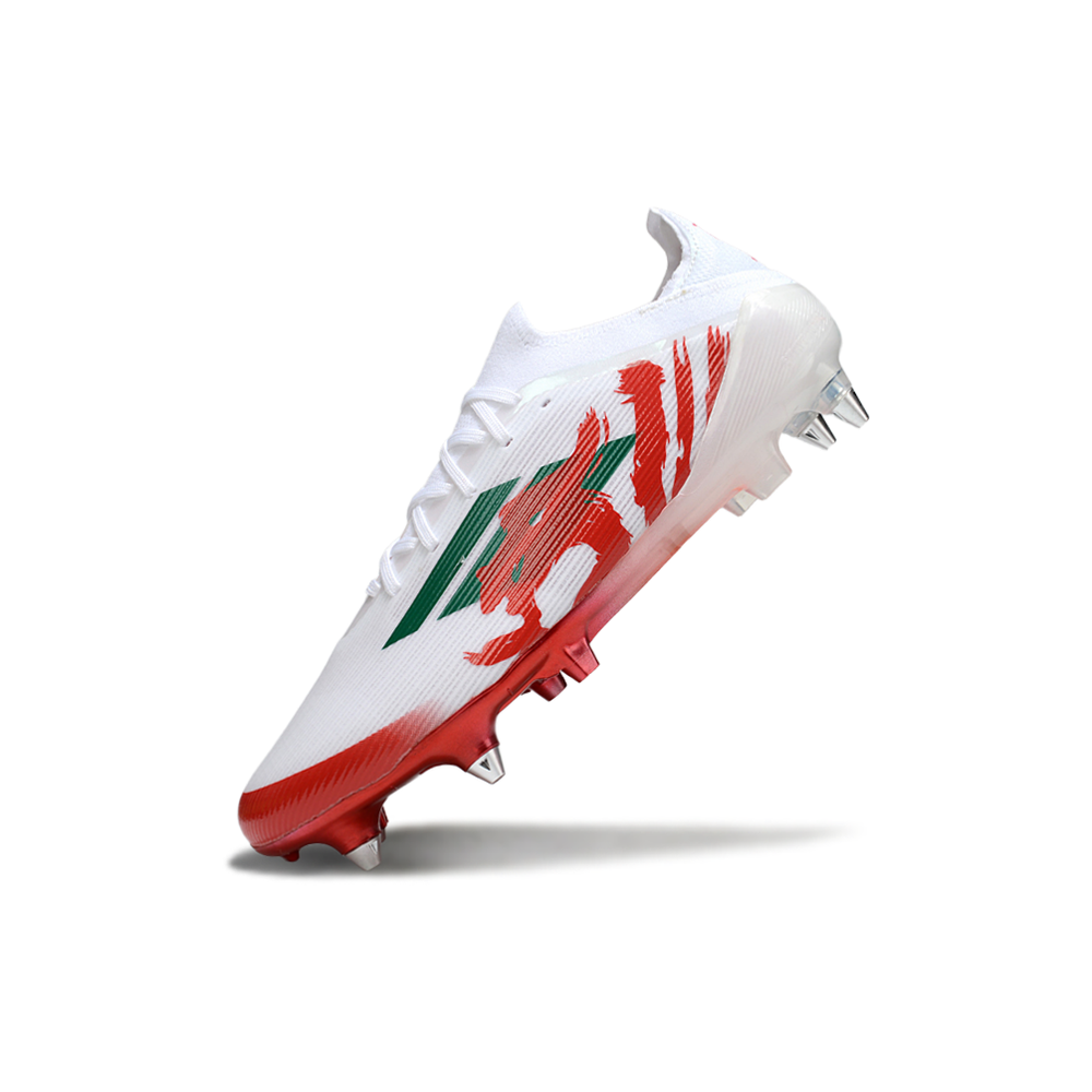 Chuteira Campo Adidas F50 Ponta de Aluminio Branco, Vermelho e Verde 