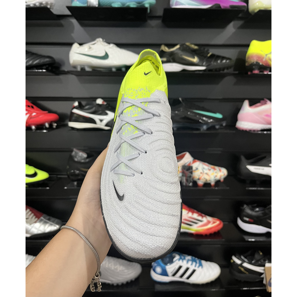 Chuteira Society Nike Phantom GX 2 Elite TF Cinza e Verde - Pronta Entrega