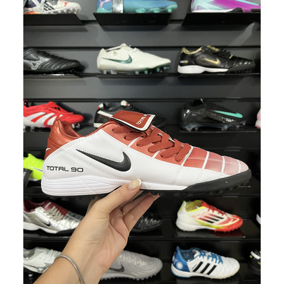 Chuteira Society Nike Total 90 TF Branco e Vermelho - Pronta Entrega