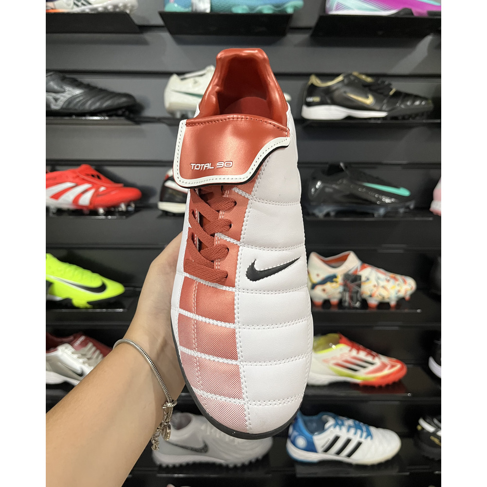 Chuteira Society Nike Total 90 TF Branco e Vermelho - Pronta Entrega