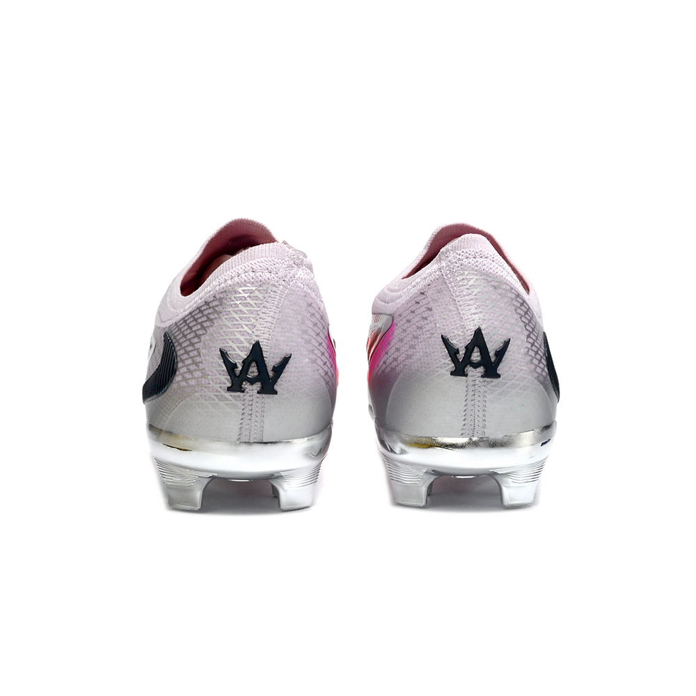 Chuteira Campo Nike Phantom GX 3 Elite FG Cinza e Laranja 