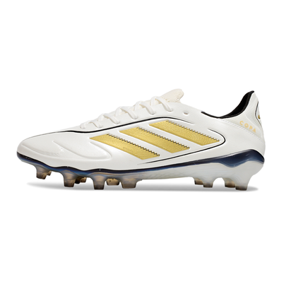 Chuteira Campo Adidas Copa Pure III Elite FG Branca e Dourado