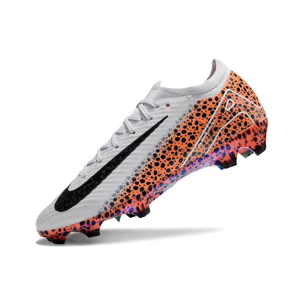 Chuteira Campo Nike Air Zoom Mercurial Vapor 16 Elite FG Branca, Laranja e Preto 