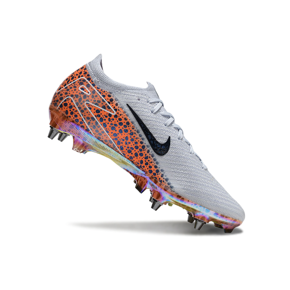 Chuteira Campo Nike Air Zoom Mercurial Vapor 16 Elite Trava Mista Branca, Laranja e Preto 