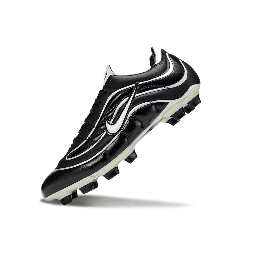 Chuteira Campo Nike Mercurial Vapor 1998 FG Preto e Branco