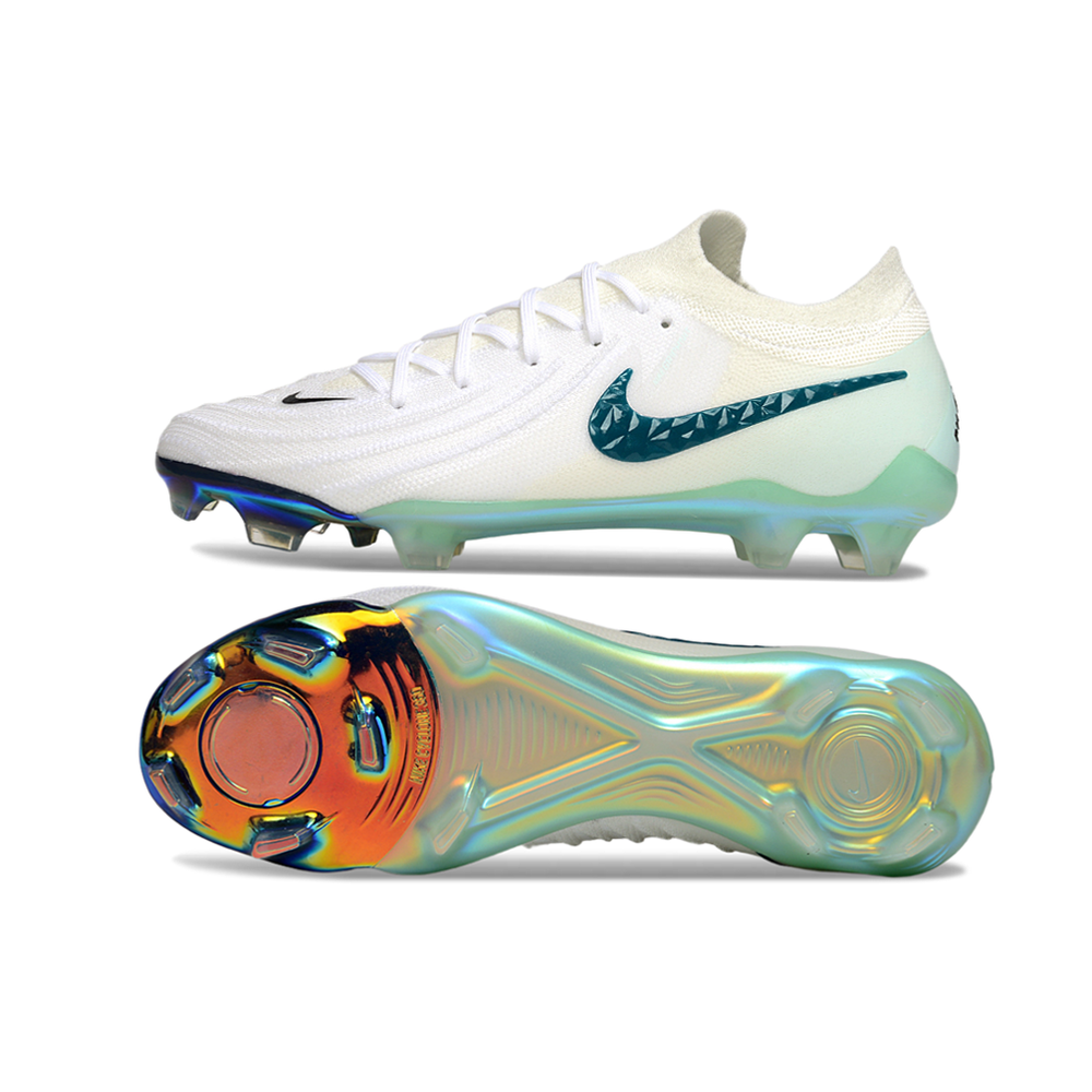 Chuteira Campo Nike Phantom GX 2 Elite FG Branca e Verde 