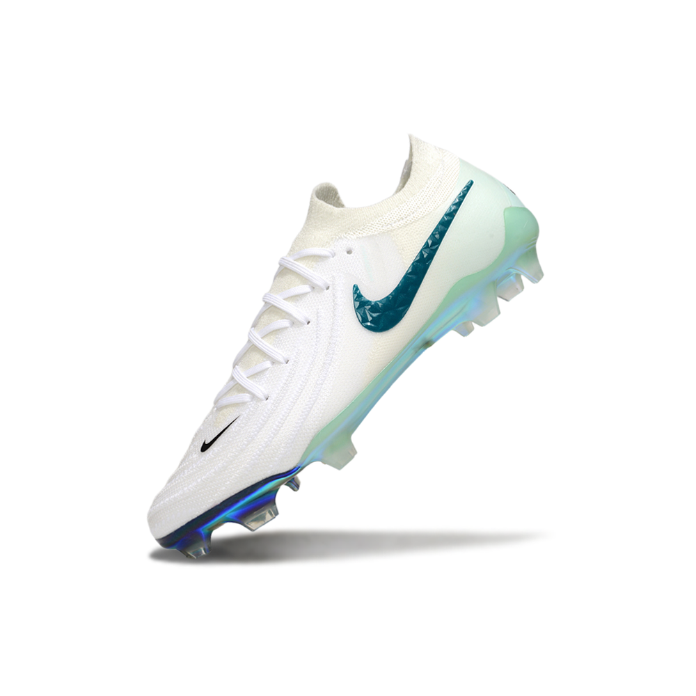 Chuteira Campo Nike Phantom GX 2 Elite FG Branca e Verde 