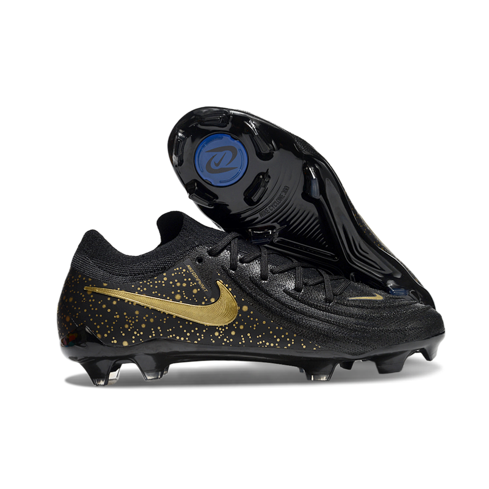 Chuteira Campo Nike Phantom GX 2 Elite FG Preta e Dourada
