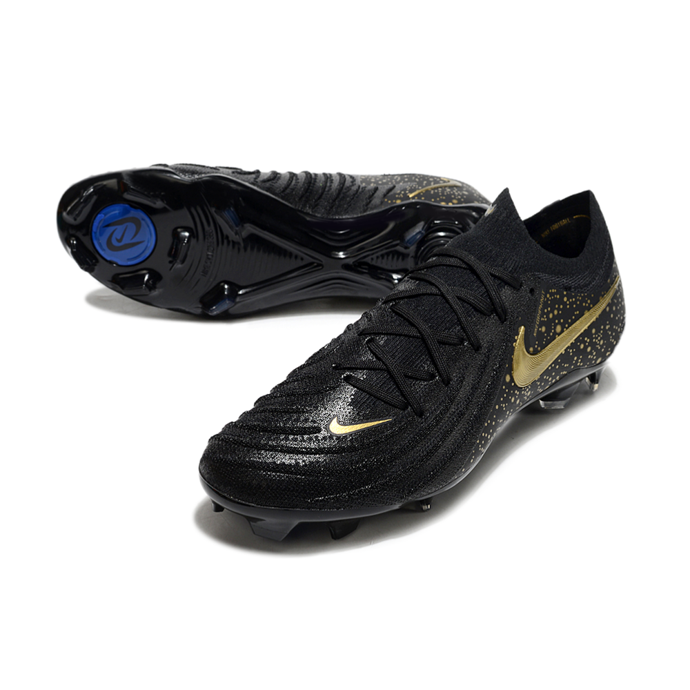 Chuteira Campo Nike Phantom GX 2 Elite FG Preta e Dourada