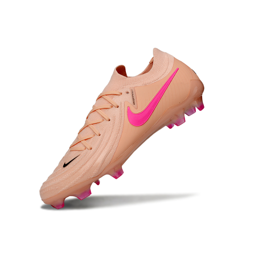 Chuteira Campo Nike Phantom GX 2 Elite FG Rosa