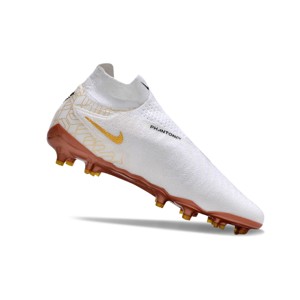 Chuteira Campo Nike Phantom GX DF Elite FG Branca e Dourado 