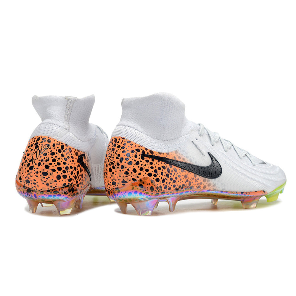 Chuteira Campo Nike Phantom Luna 2 Elite FG Branca, Preto e Laranja 