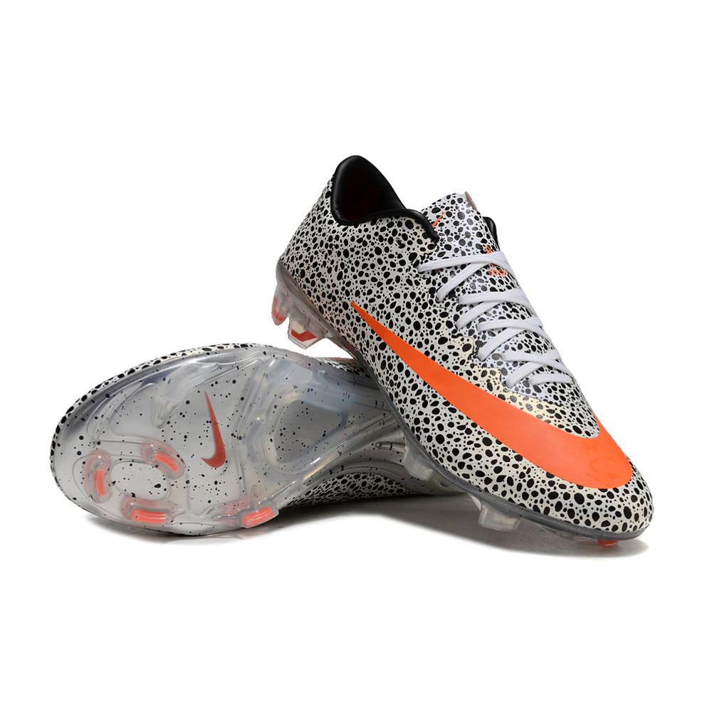 Chuteira Campo Nike Retrõ Mercurial Vapor 10 FG Branca, Preta e Laranja