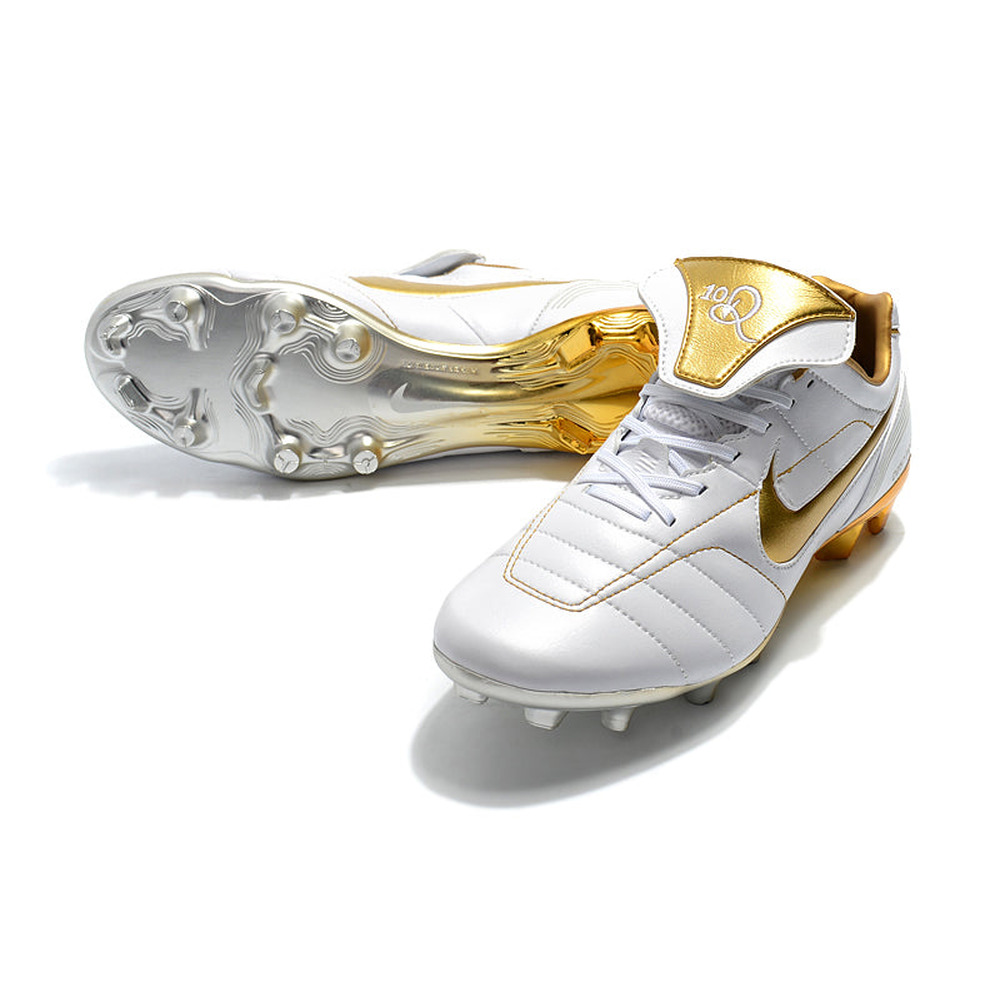 Chuteira Campo Nike Retrô Tiempo Legend 7 Elite FG Branca e Dourada R10