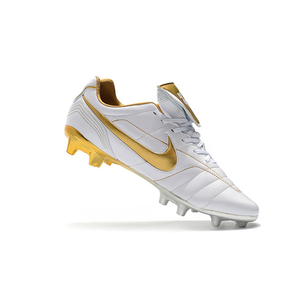 Chuteira Campo Nike Retrô Tiempo Legend 7 Elite FG Branca e Dourada R10