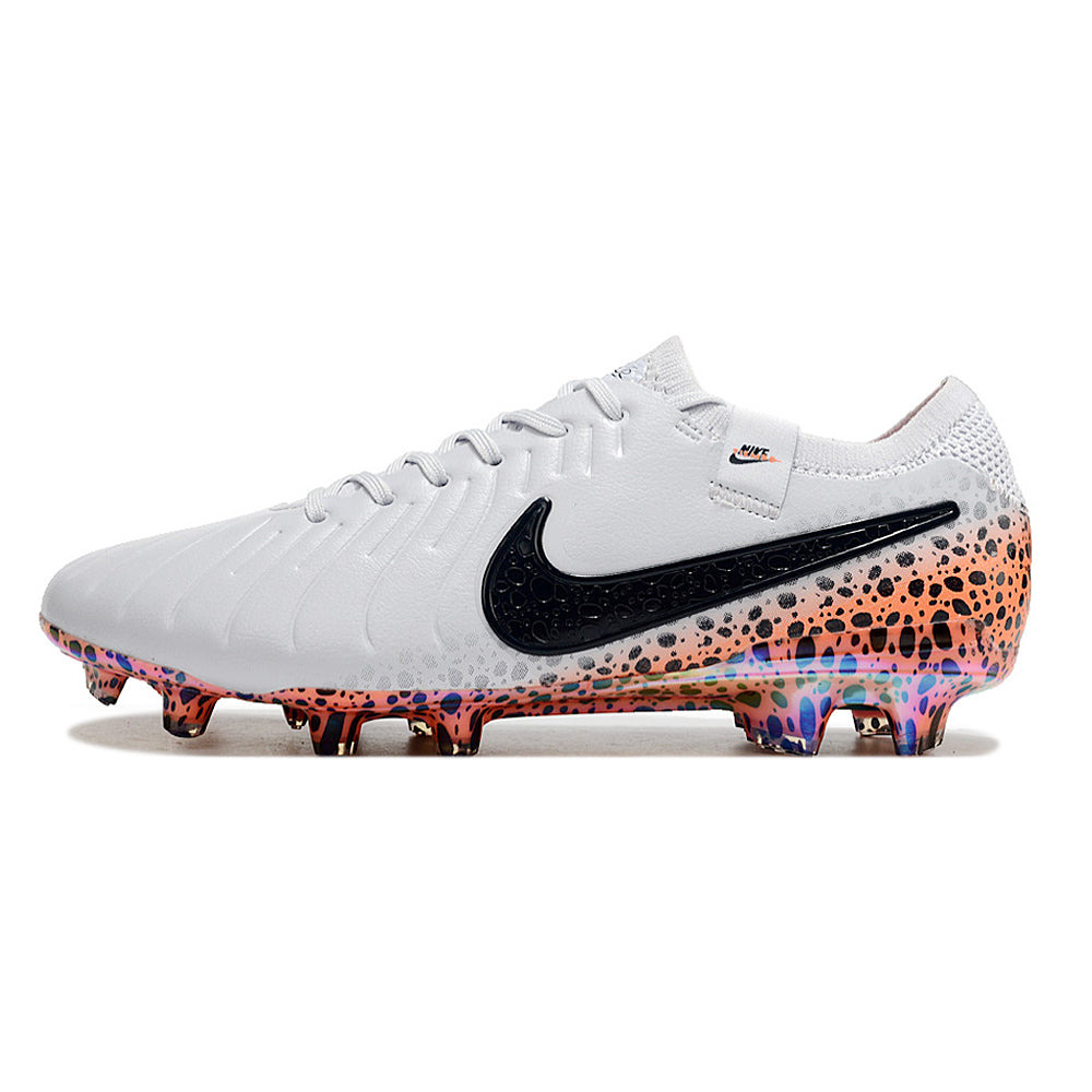 Chuteira Campo Nike Tiempo Legend 10 Elite FG Branca, Preto e Laranja 
