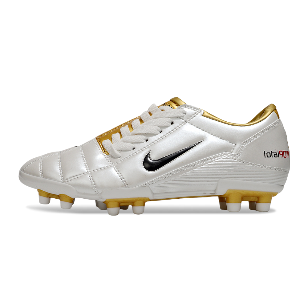 Chuteira Campo Nike Total 90 FG Branca e Dourada