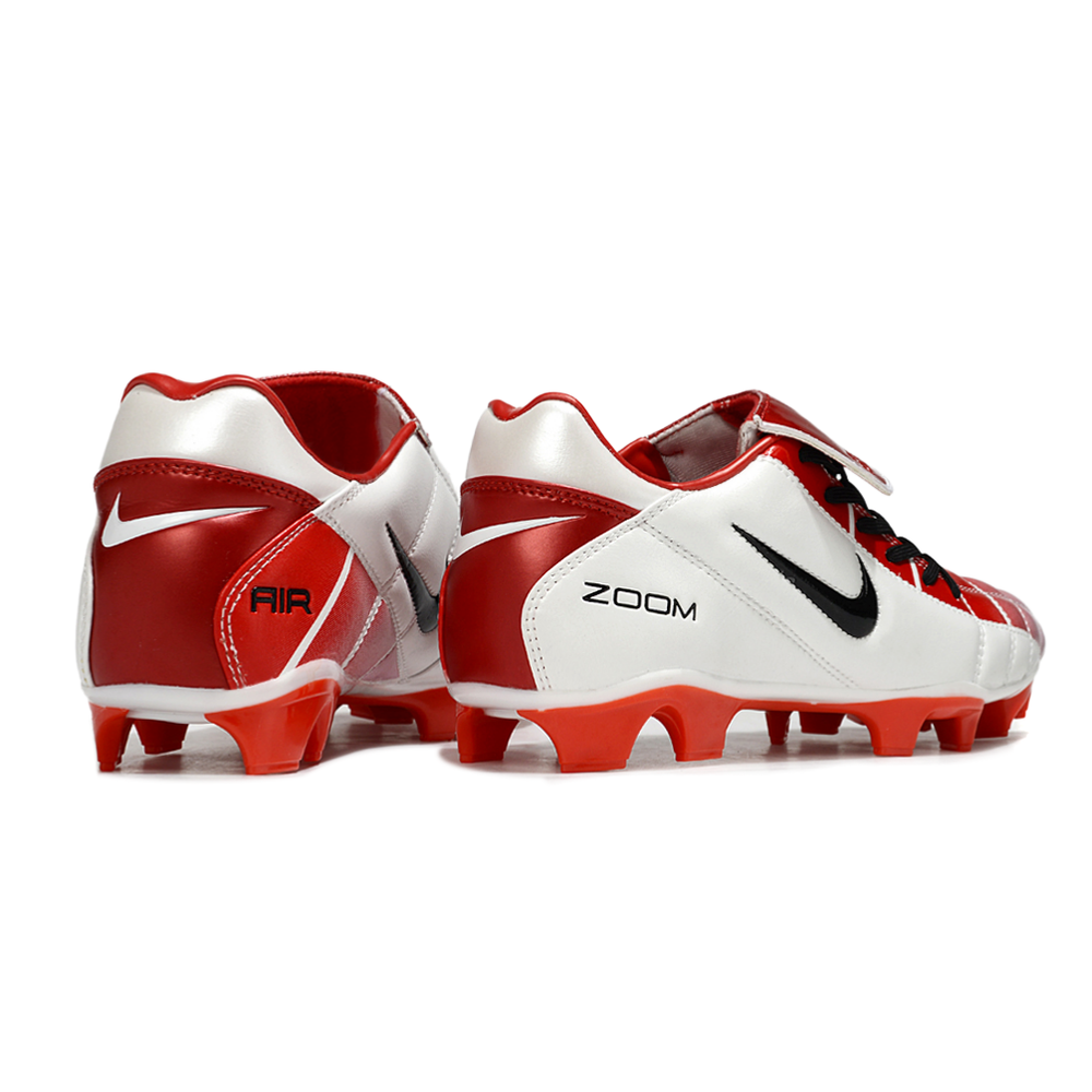 Chuteira Campo Nike Total 90 FG Branca e Vermelha