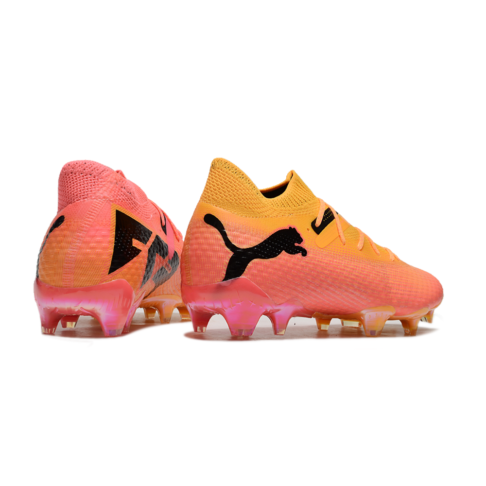 Chuteira Campo Puma Future 7 FG Laranja e Rosa 