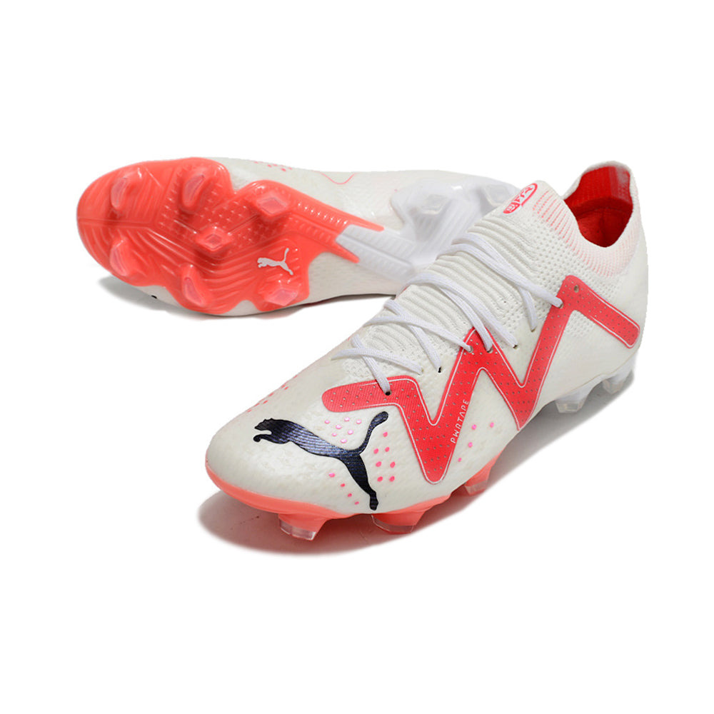 Chuteira Campo Puma Future Ultimate FG Branca e Rosa 